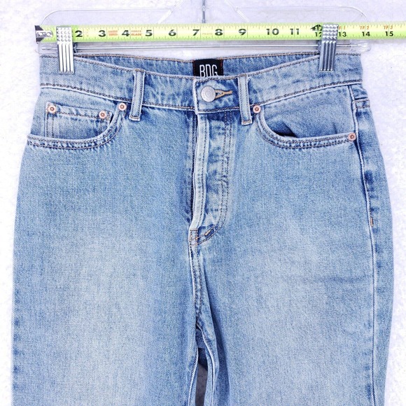 Urban Outfitters BDG Button Fly Jeans Womens Size 26 Slim Straight Raw Hem Pants - Picture 2 of 13